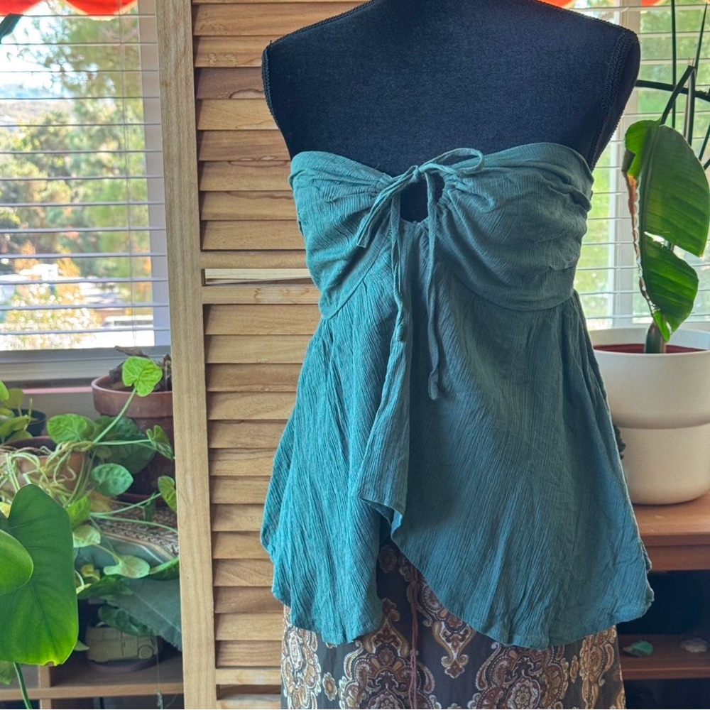 Le Lis Teal Strapless Tie-Front Blouse